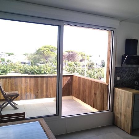 T2 centre port Leucate Extérieur photo