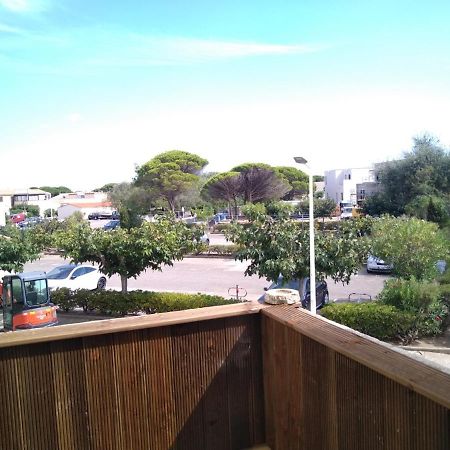 T2 centre port Leucate Extérieur photo